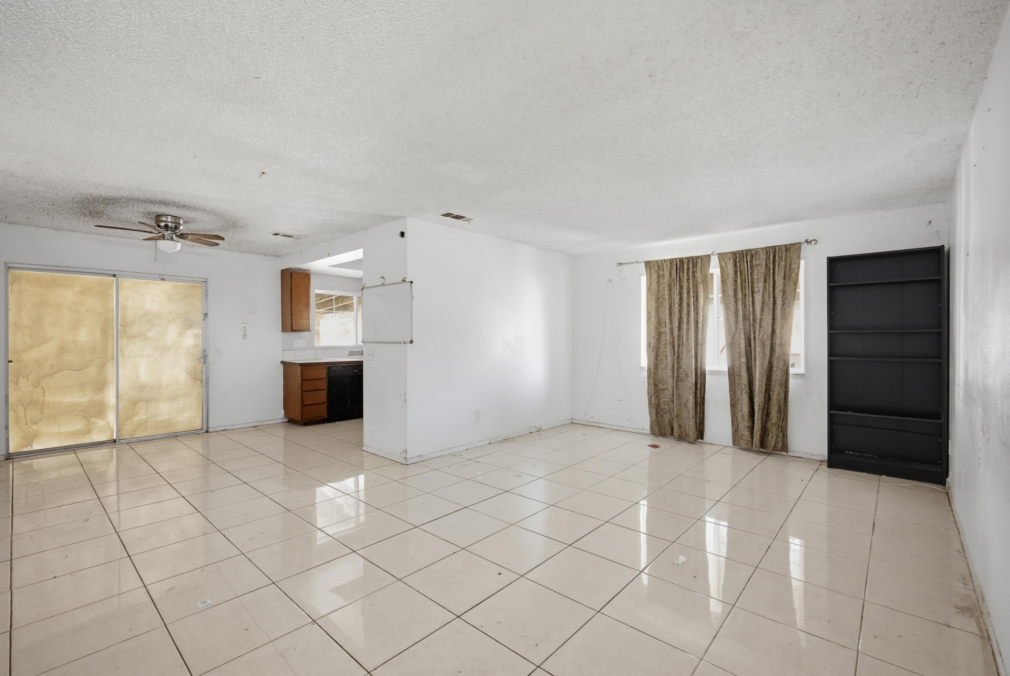 Virtual tour photo 9 of 36 for 10017 Eddystone St