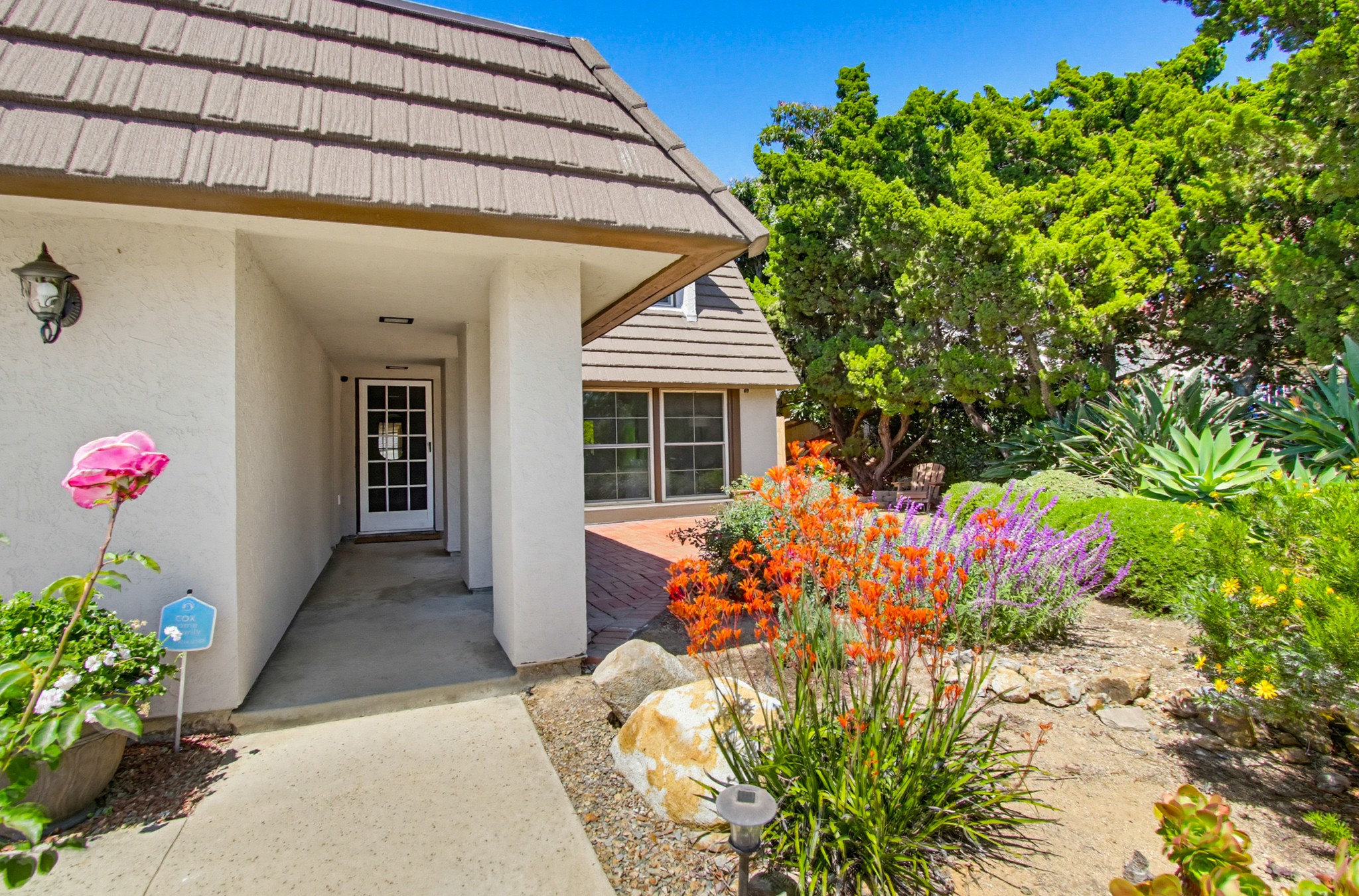 Virtual tour photo 7 of 110 for 10018 Resmar Pl