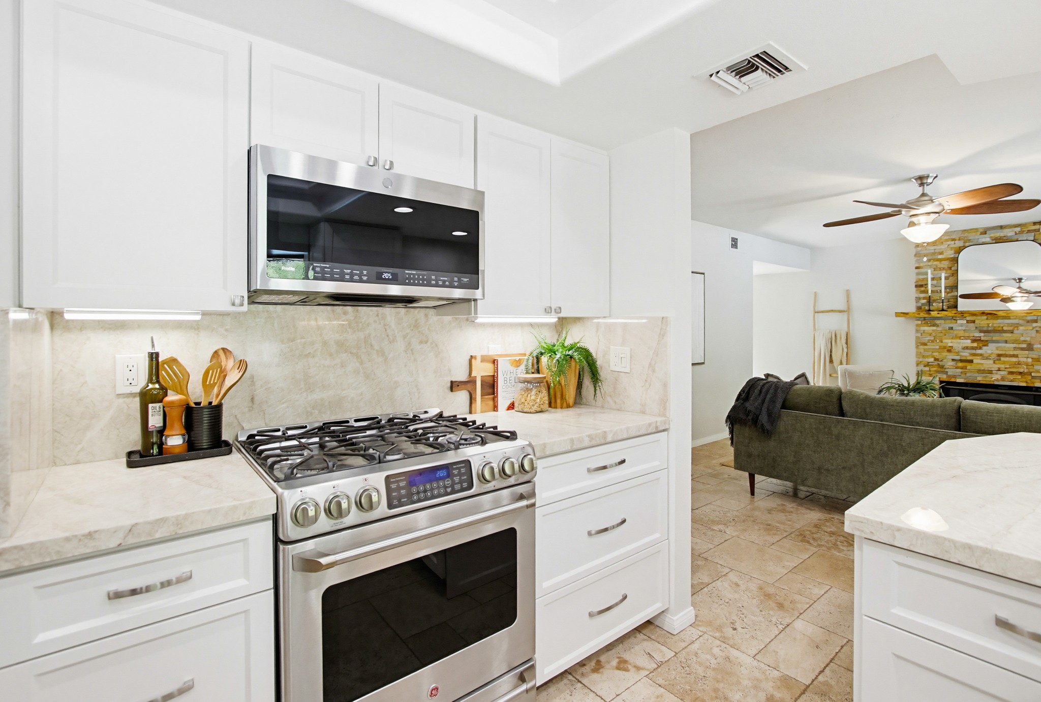 Virtual tour photo 24 of 110 for 10018 Resmar Pl