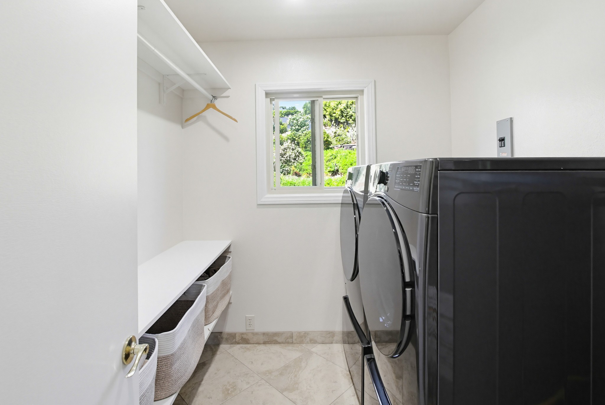 Virtual tour photo 52 of 110 for 10018 Resmar Pl