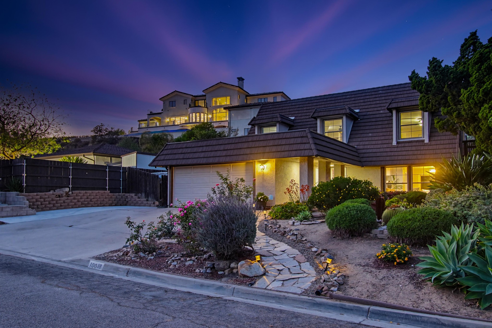 Virtual tour photo 4 of 19 for 10018 Resmar Pl