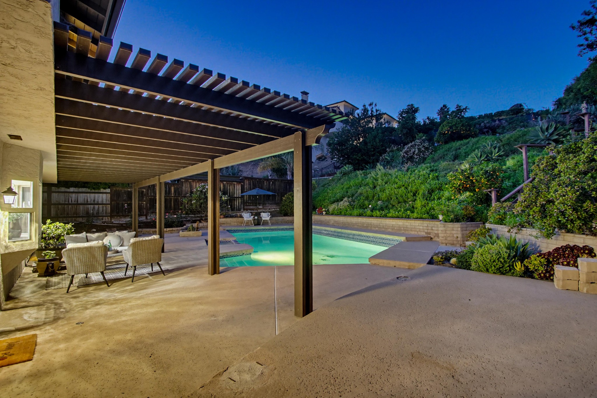 Virtual tour photo 10 of 19 for 10018 Resmar Pl