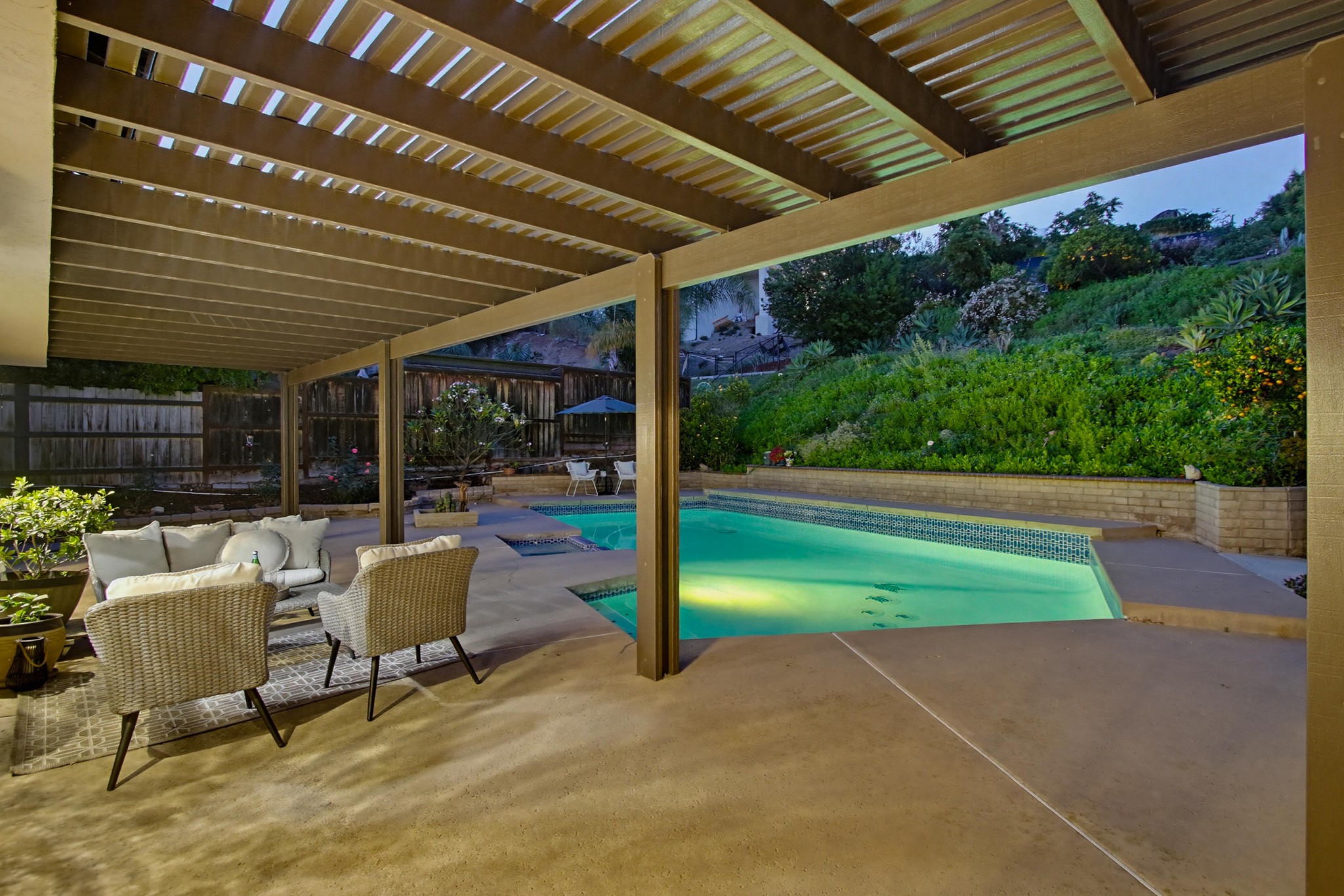 Virtual tour photo 11 of 19 for 10018 Resmar Pl