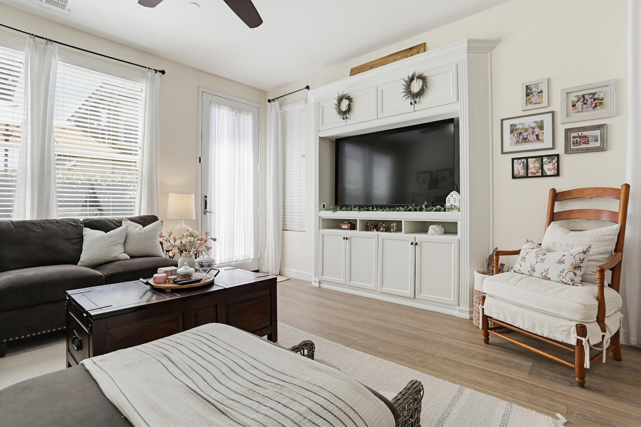 Virtual tour photo 9 of 39 for 10021 Merry Brook Trail