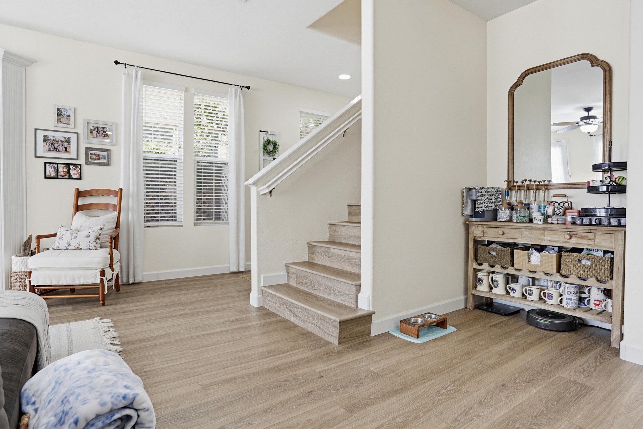 Virtual tour photo 11 of 39 for 10021 Merry Brook Trail