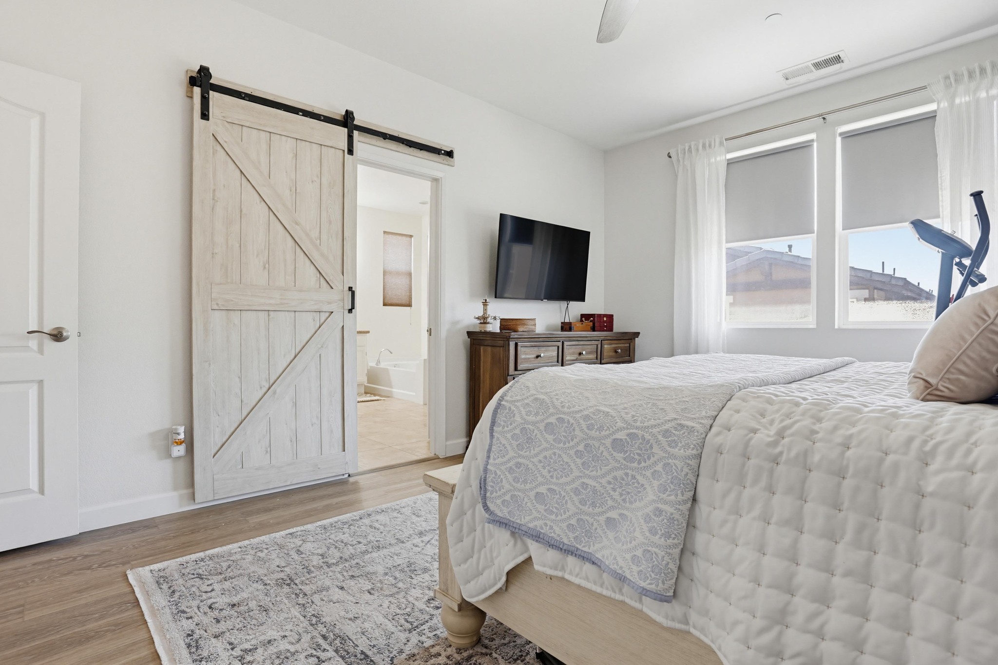 Virtual tour photo 22 of 39 for 10021 Merry Brook Trail