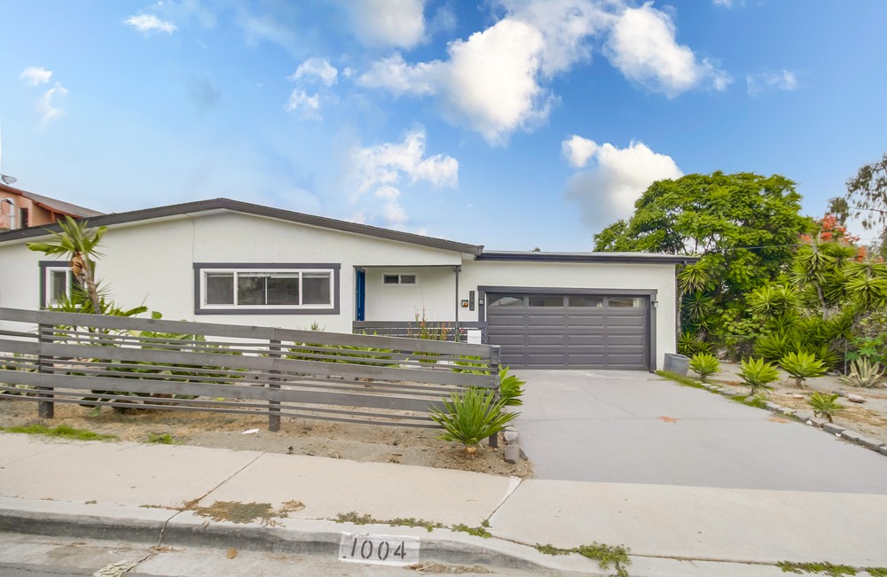 Virtual tour photo 3 of 45 for 1004 39th St