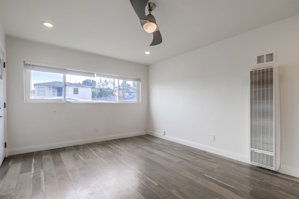 Virtual tour photo 15 of 45 for 1004 39th St