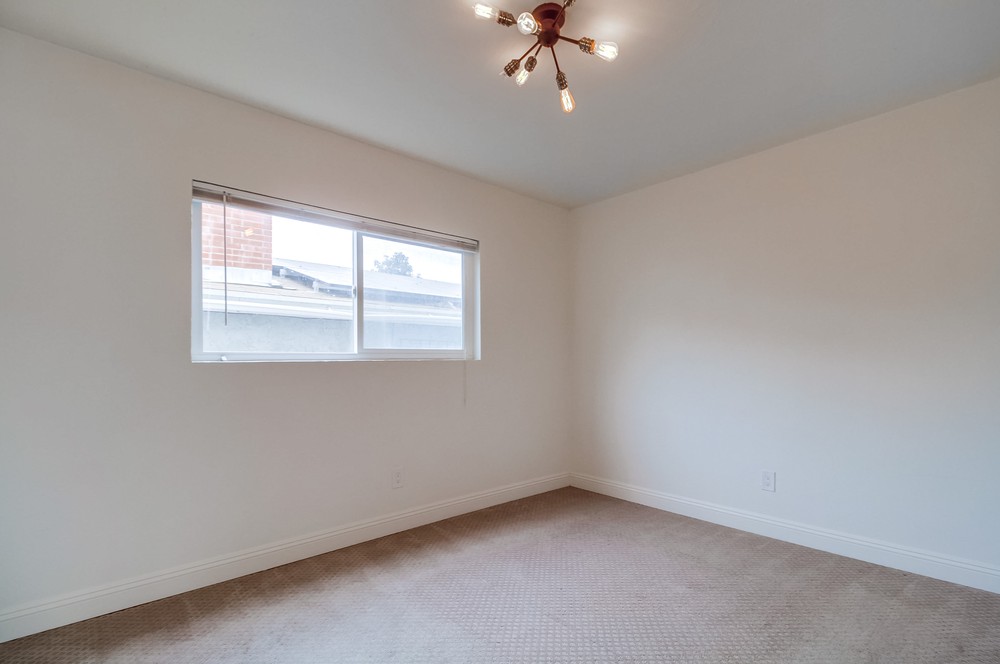 Virtual tour photo 26 of 45 for 1004 39th St