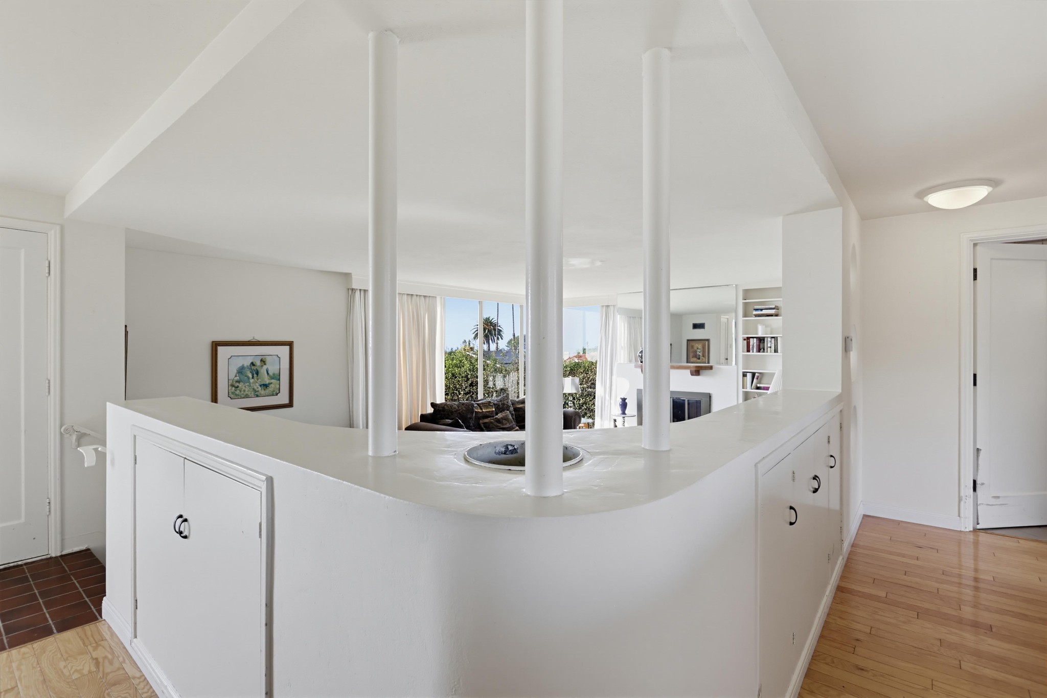 Virtual tour photo 20 of 61 for 1005 Alexandria Dr