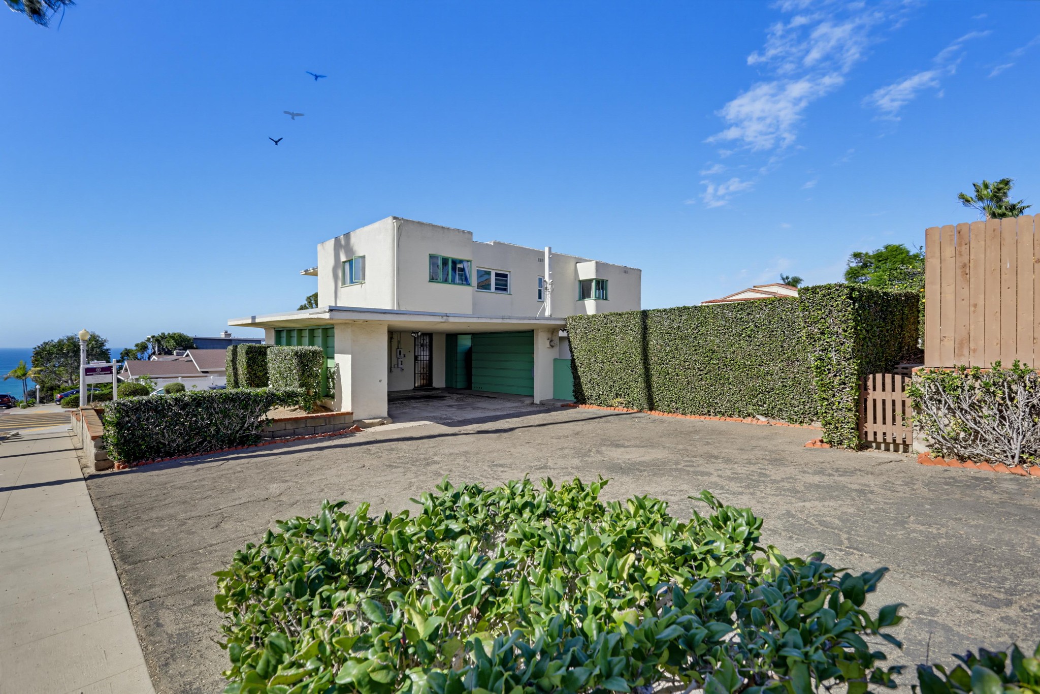 Virtual tour photo 60 of 61 for 1005 Alexandria Dr