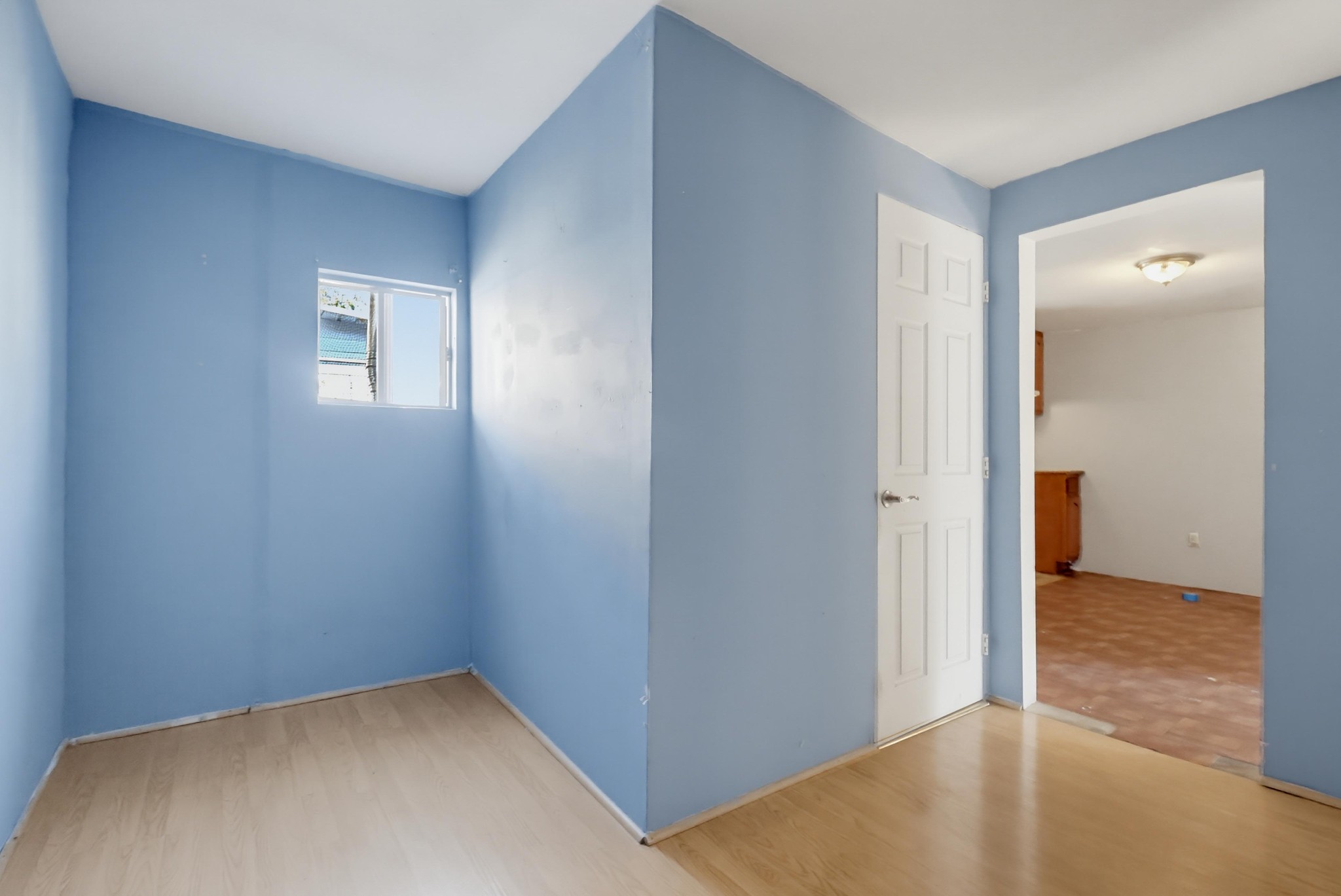 Virtual tour photo 51 of 73 for 1007 E 42nd Pl.