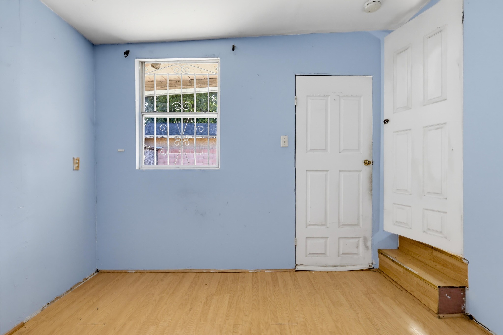Virtual tour photo 69 of 73 for 1007 E 42nd Pl.
