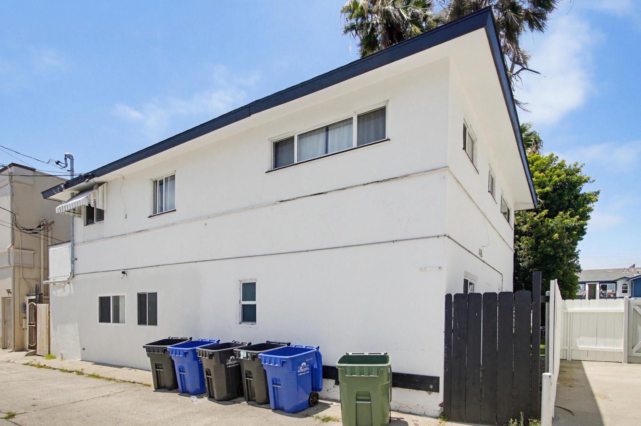 Virtual tour photo 20 of 19 for 1009 Hornblend St