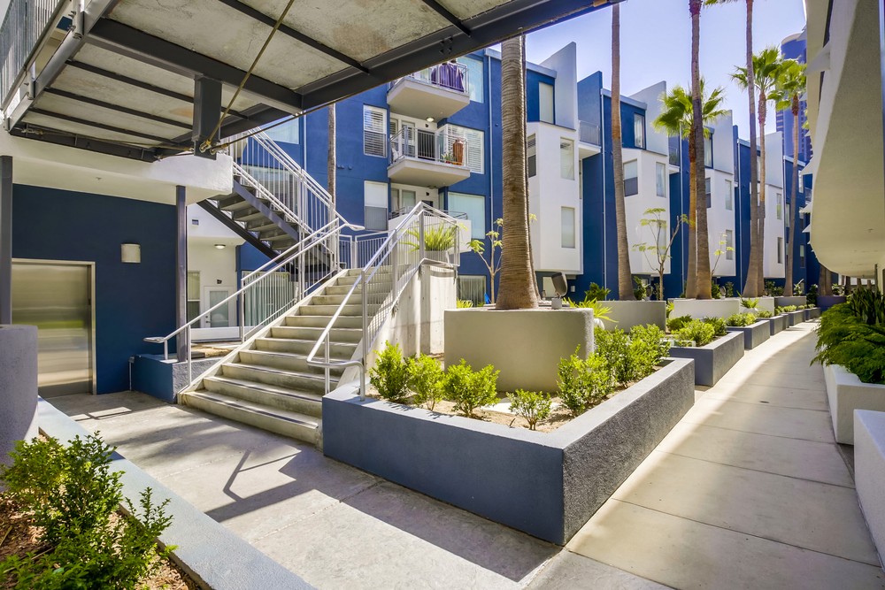 Virtual tour photo 11 of 52 for 101 Market Street #311