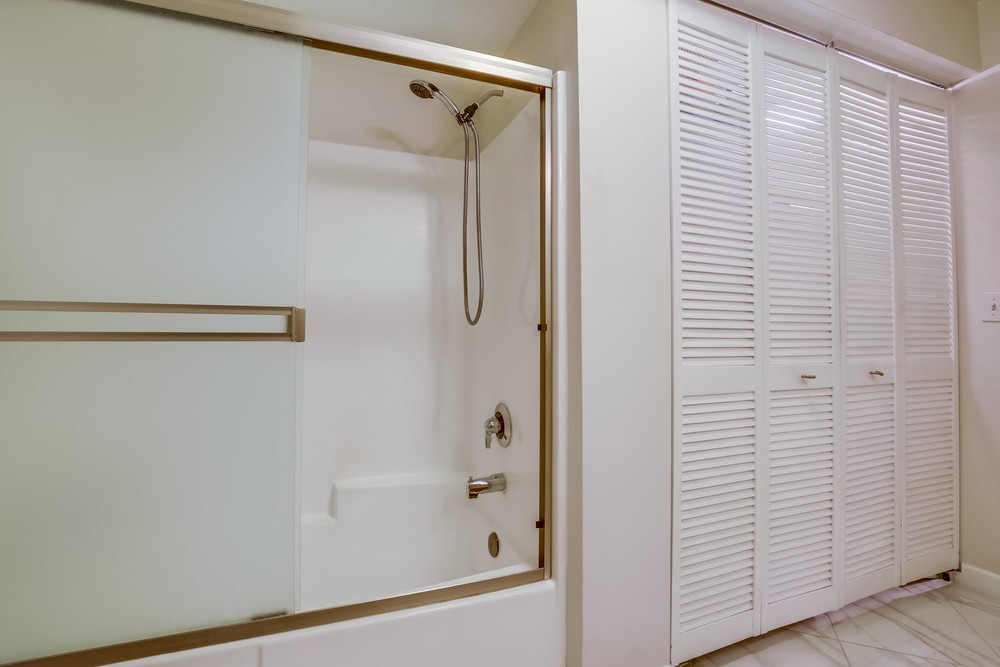 Virtual tour photo 42 of 52 for 101 Market Street #311