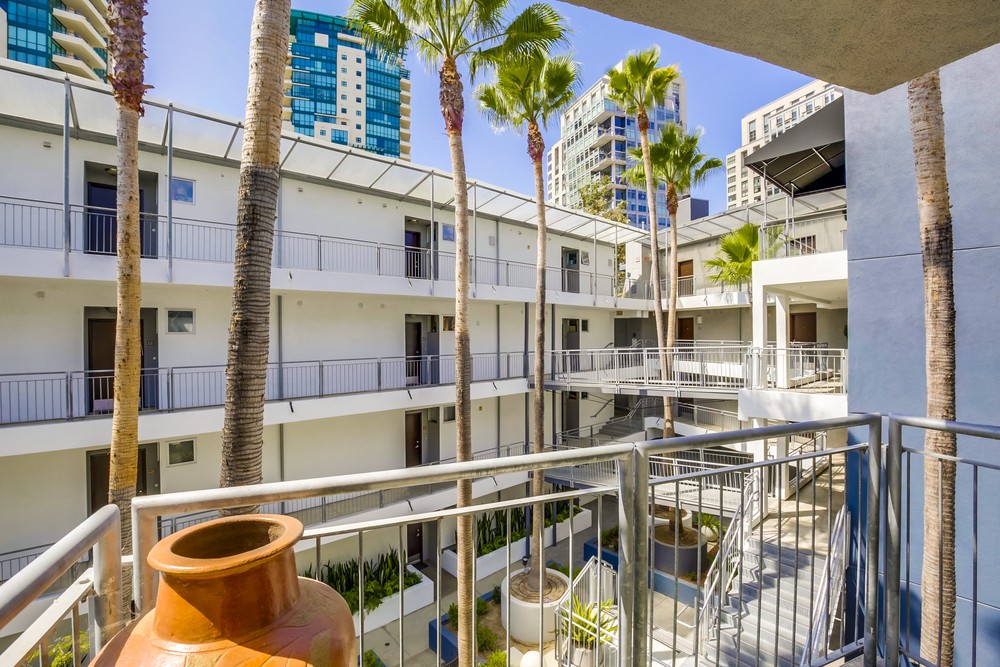 Virtual tour photo 47 of 52 for 101 Market Street #311