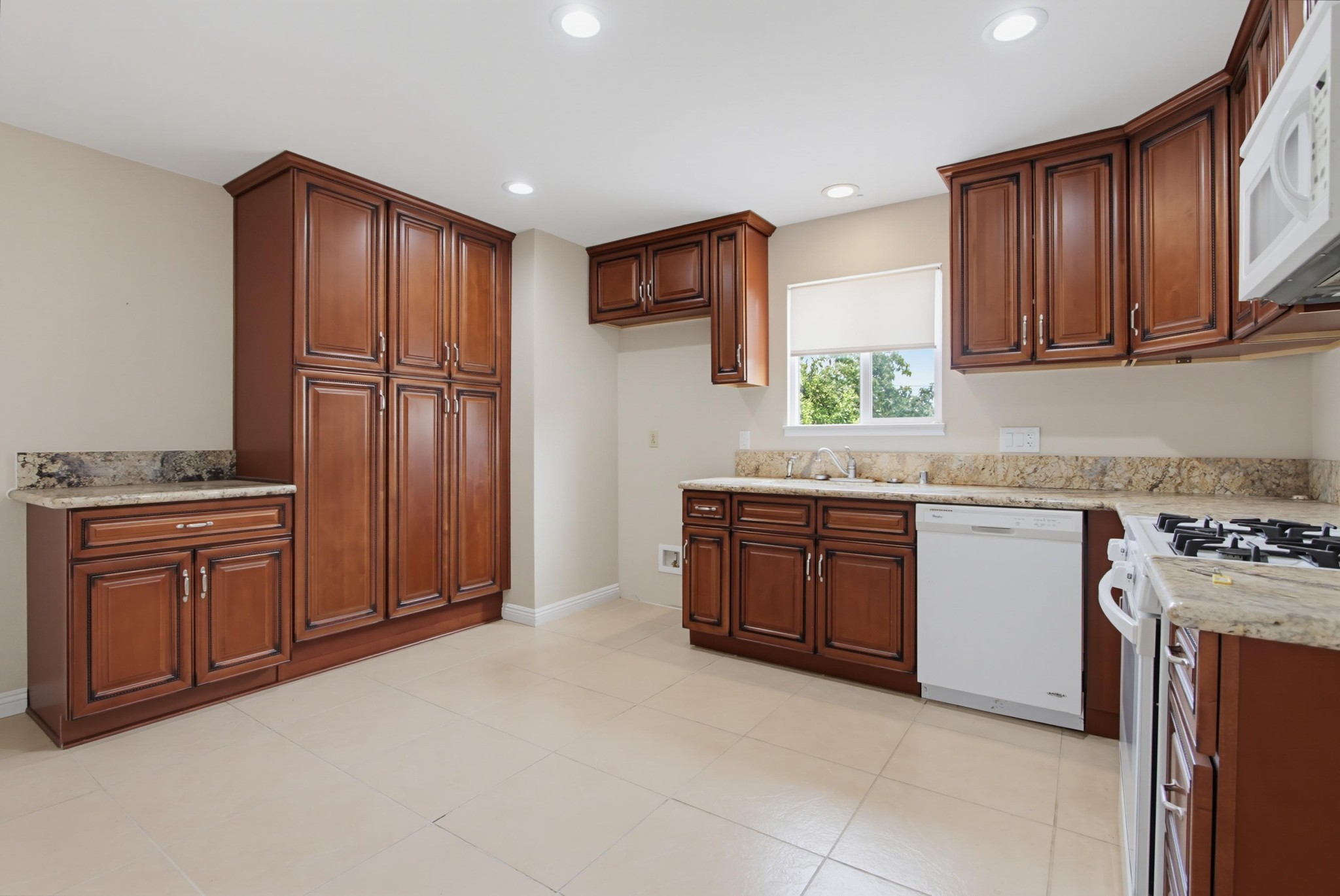 Virtual tour photo 28 of 59 for 1010 Thomas Way