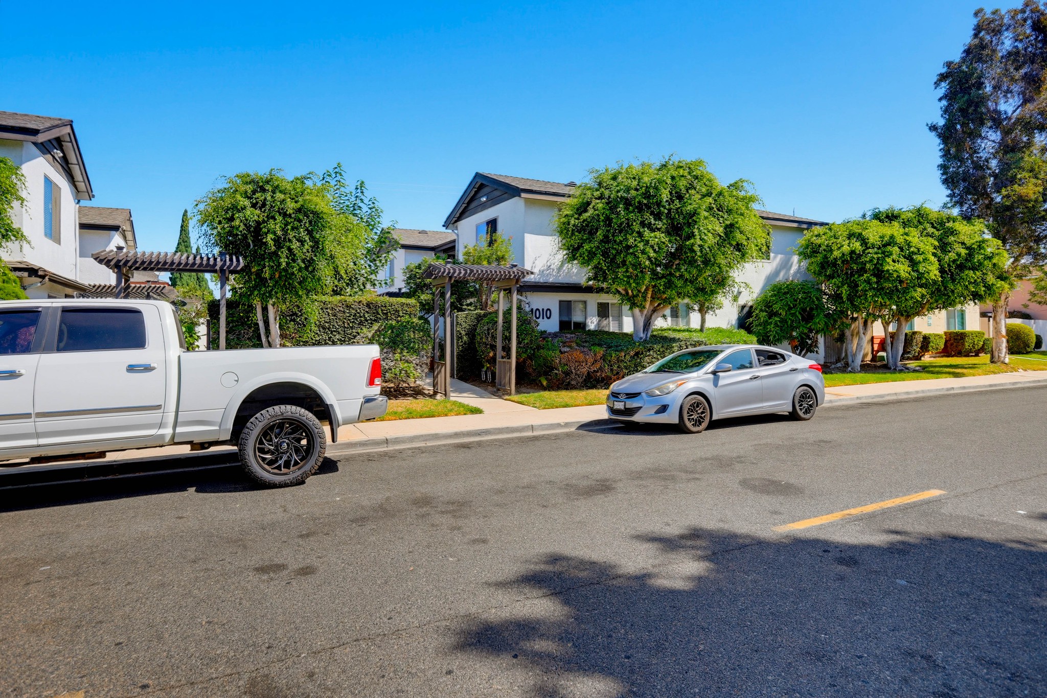 Virtual tour photo 3 of 50 for 1010 Valencia St D