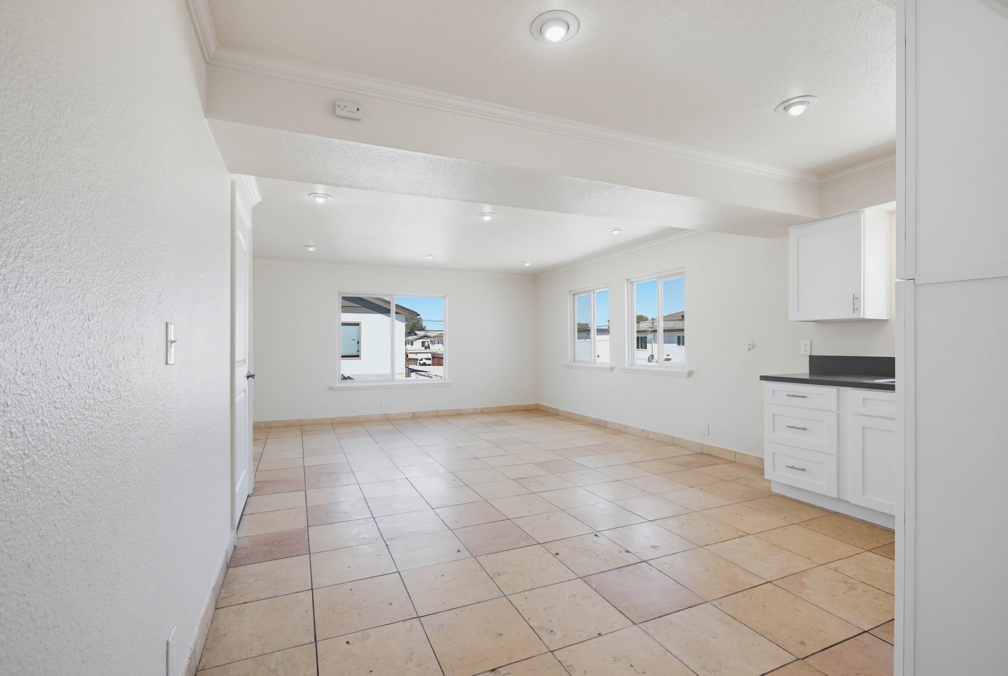 Virtual tour photo 26 of 50 for 1010 Valencia St D