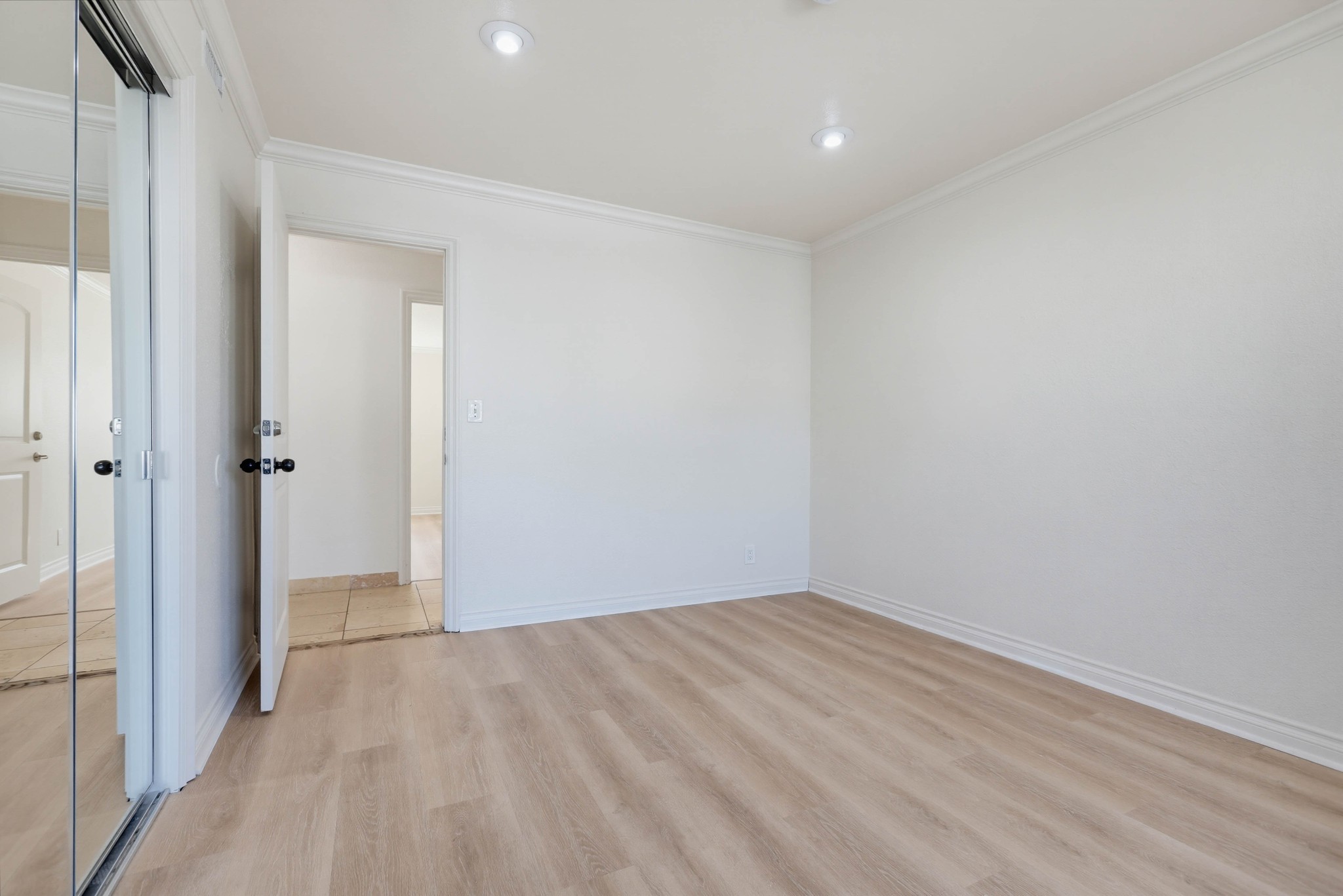 Virtual tour photo 36 of 50 for 1010 Valencia St D