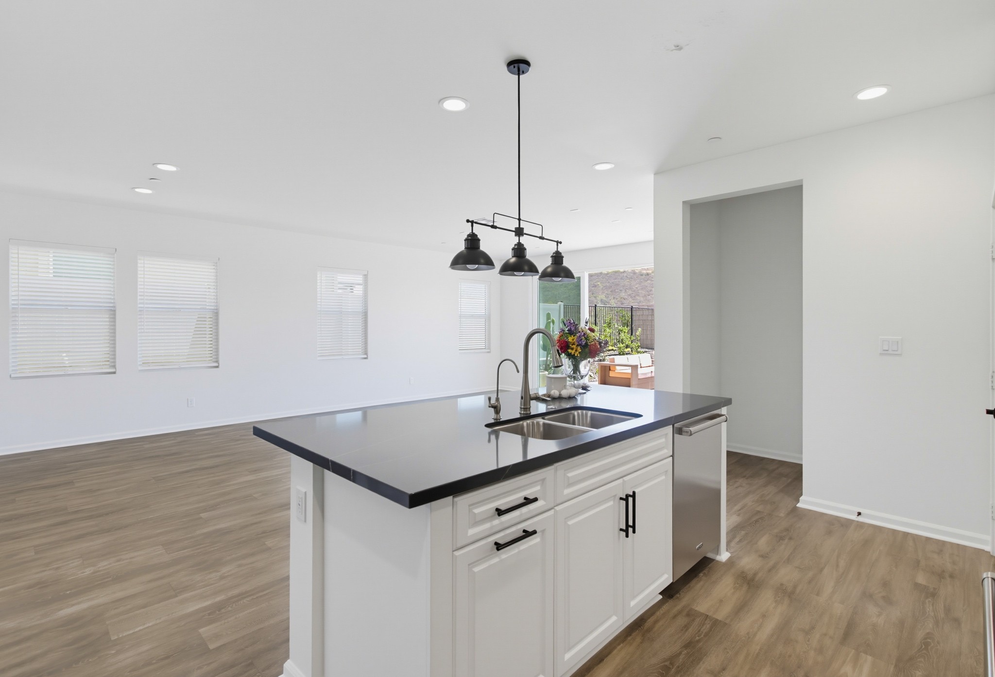 Virtual tour photo 20 of 66 for 1013 Crestline Rd