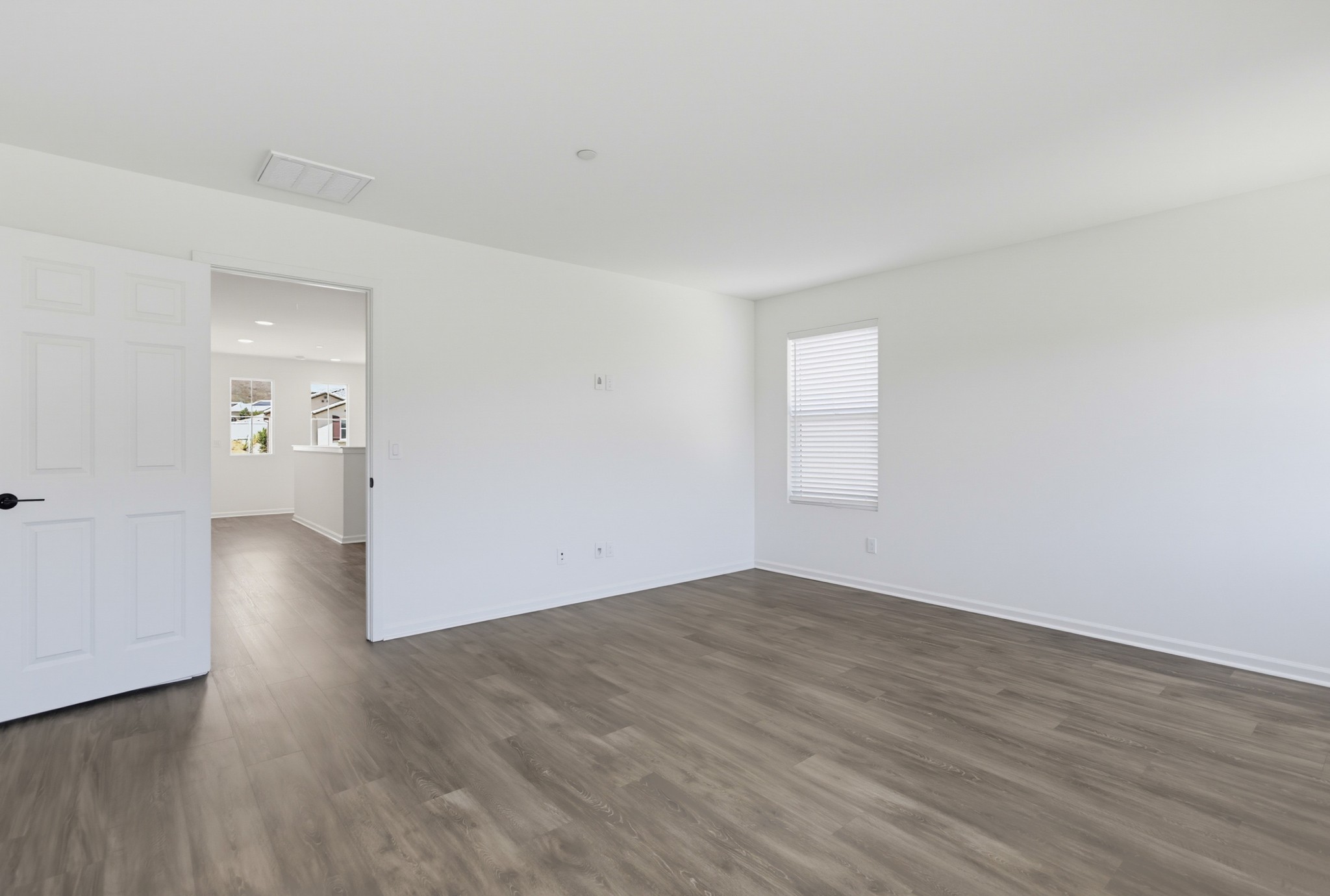 Virtual tour photo 35 of 66 for 1013 Crestline Rd