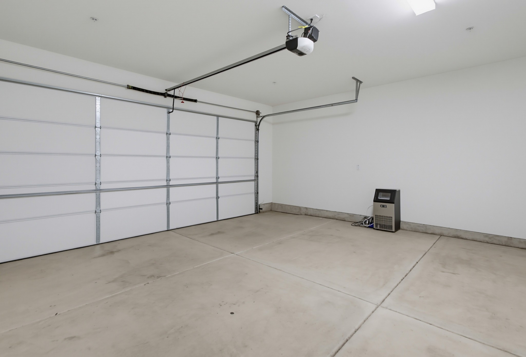 Virtual tour photo 55 of 66 for 1013 Crestline Rd