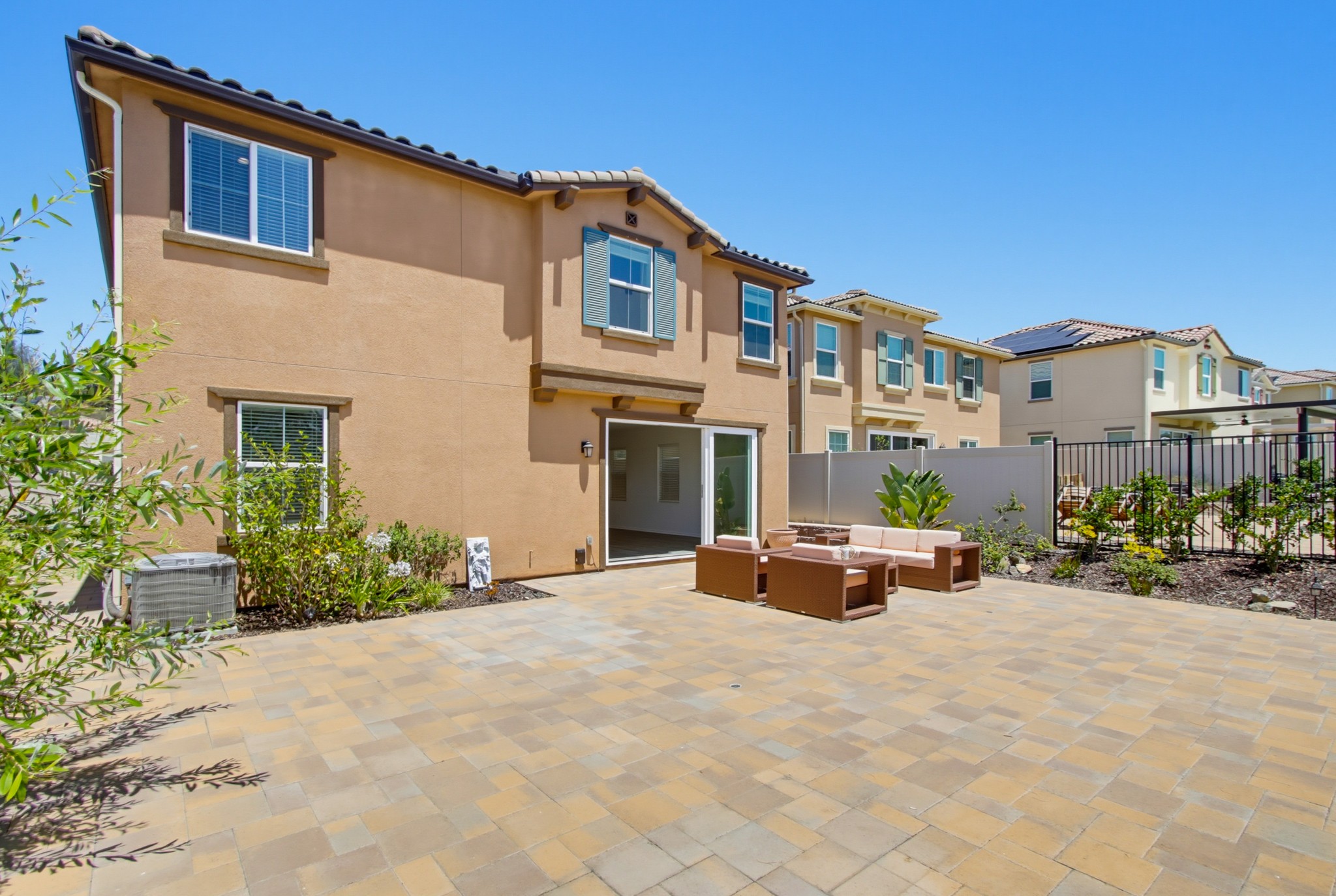 Virtual tour photo 61 of 66 for 1013 Crestline Rd
