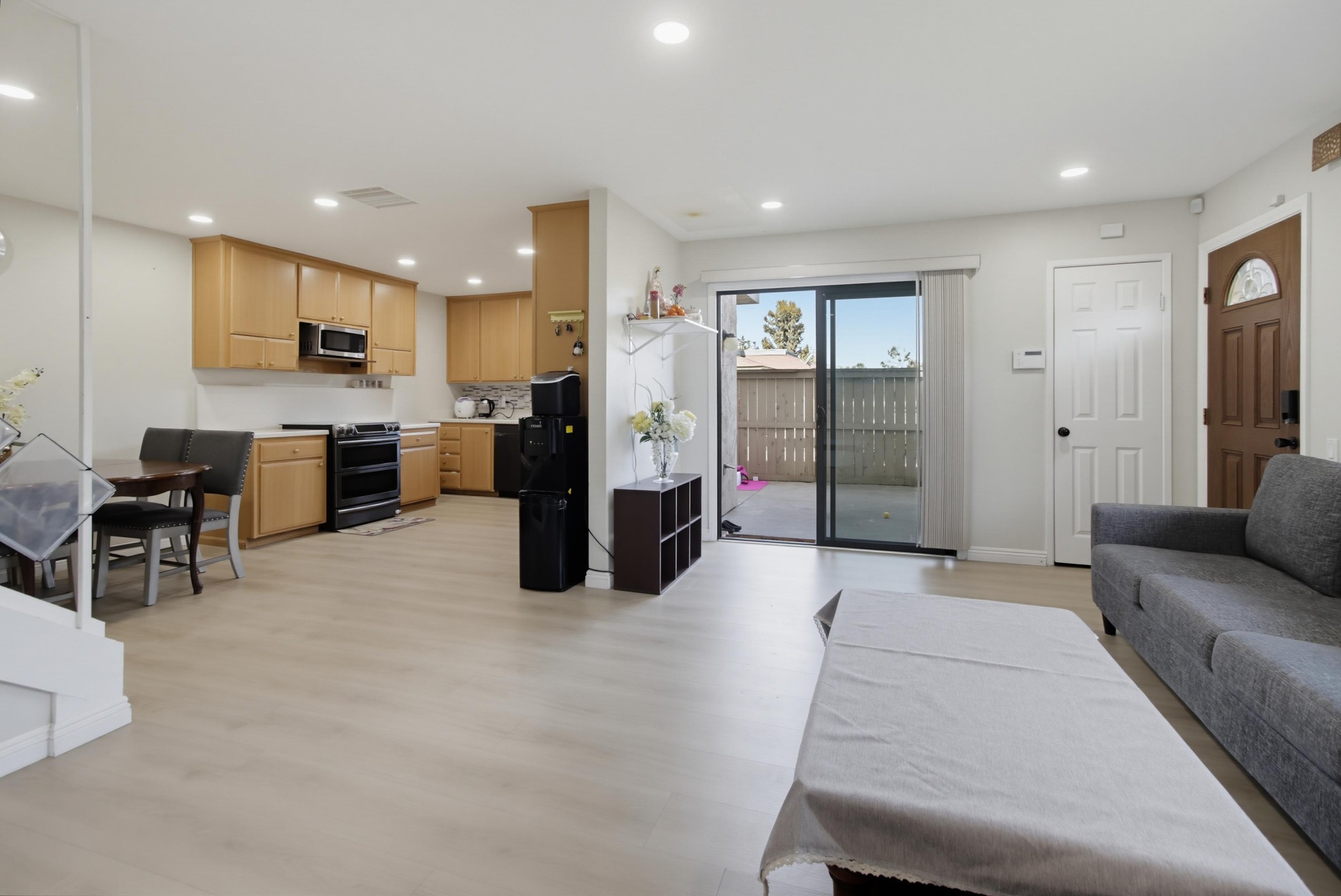 Virtual tour photo 6 of 37 for 10142 Caminito Zar