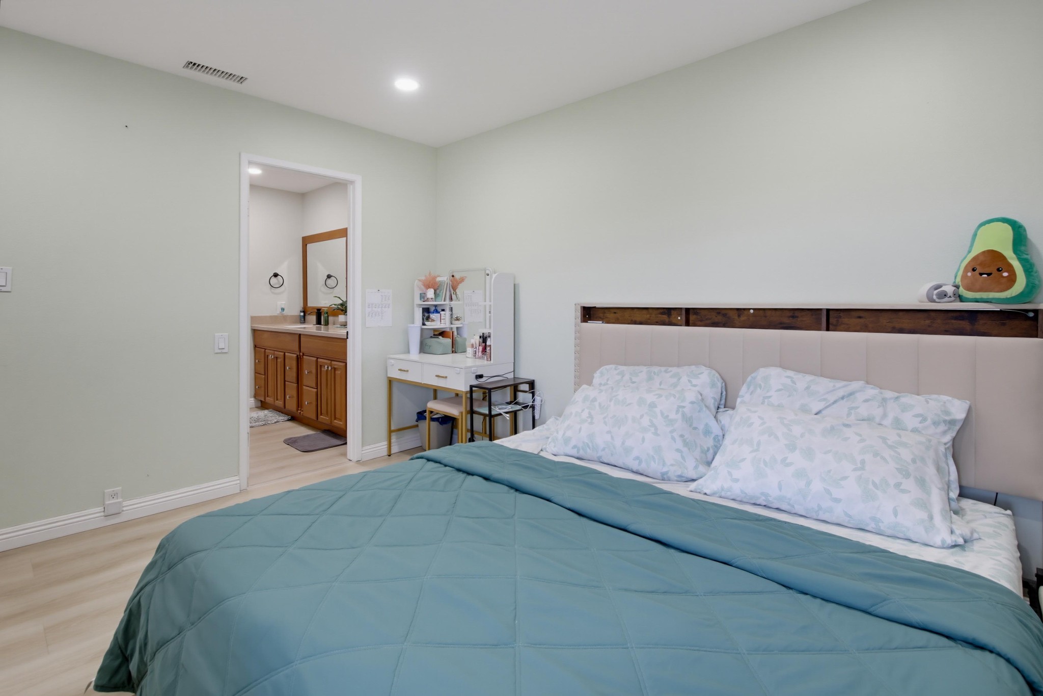 Virtual tour photo 24 of 37 for 10142 Caminito Zar