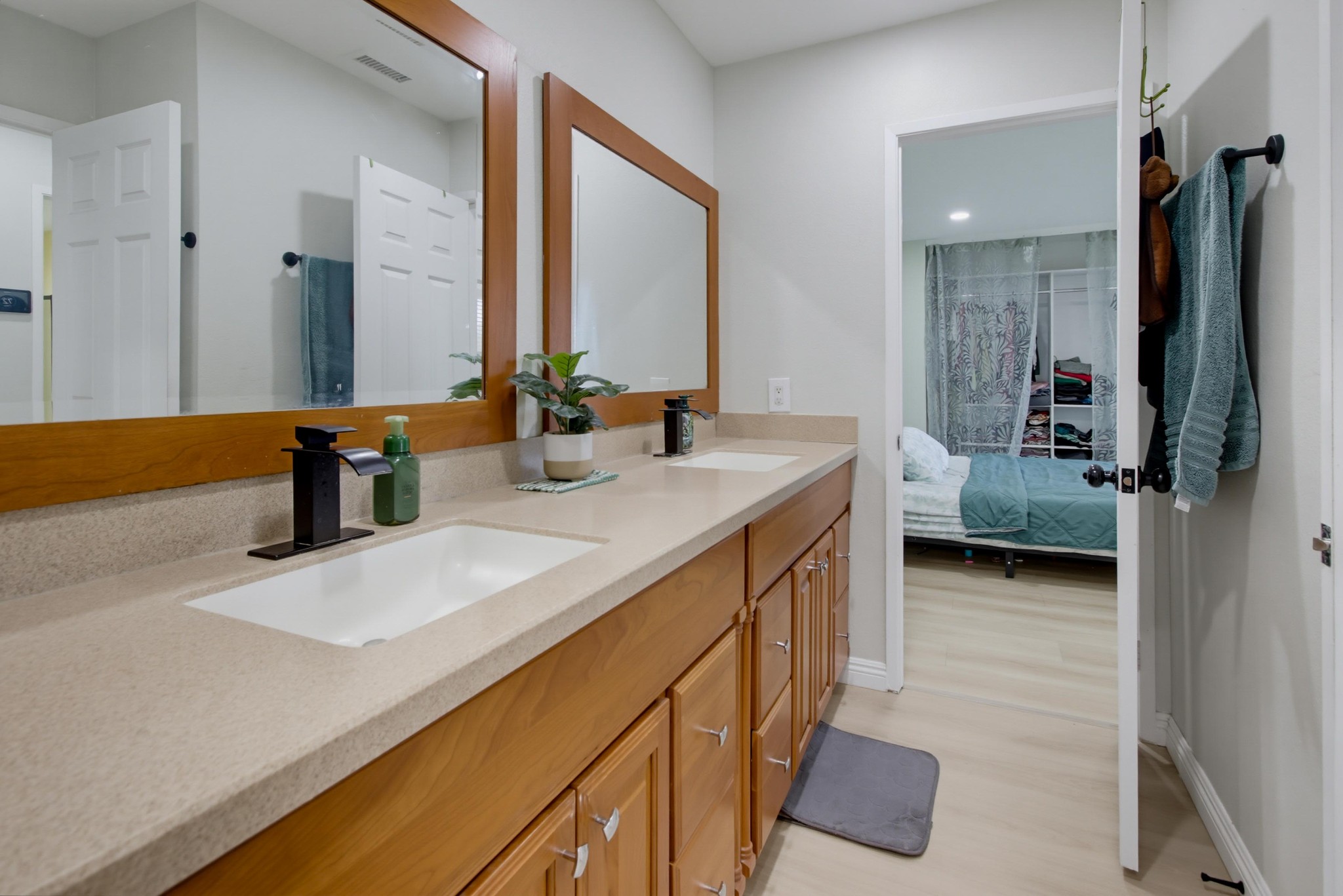 Virtual tour photo 27 of 37 for 10142 Caminito Zar