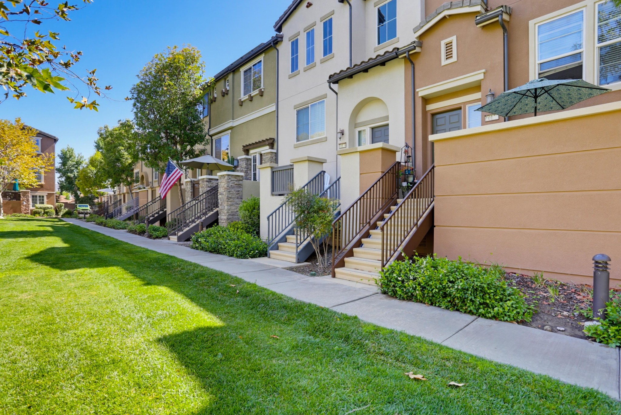 Virtual tour photo 1 of 42 for 10148 Star Magnolia Ln