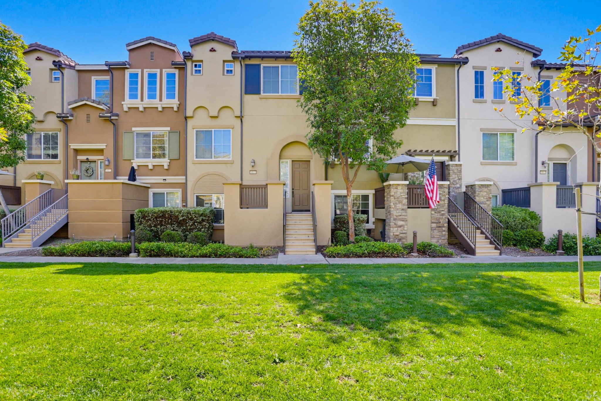 Virtual tour photo 3 of 42 for 10148 Star Magnolia Ln