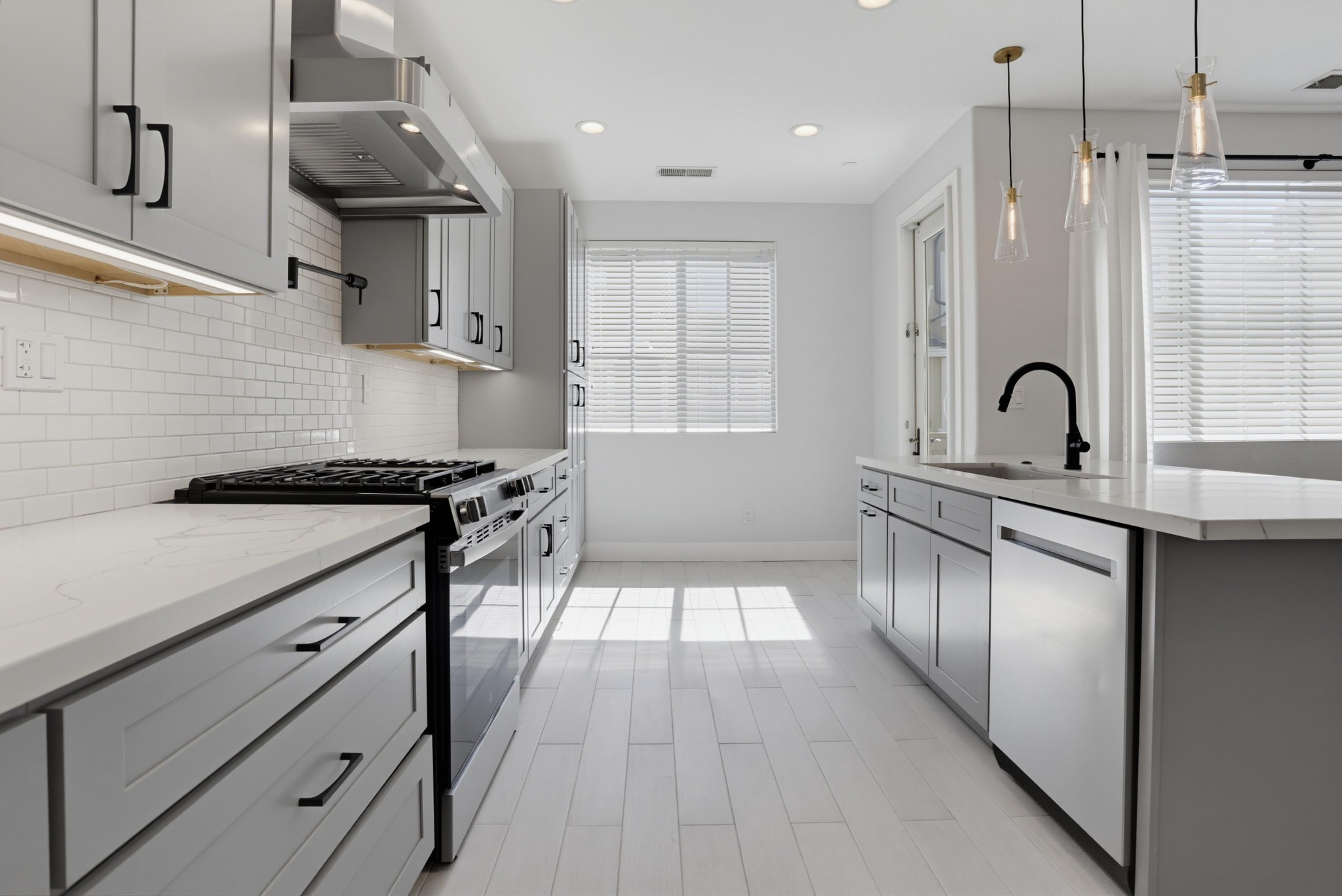Virtual tour photo 12 of 42 for 10148 Star Magnolia Ln