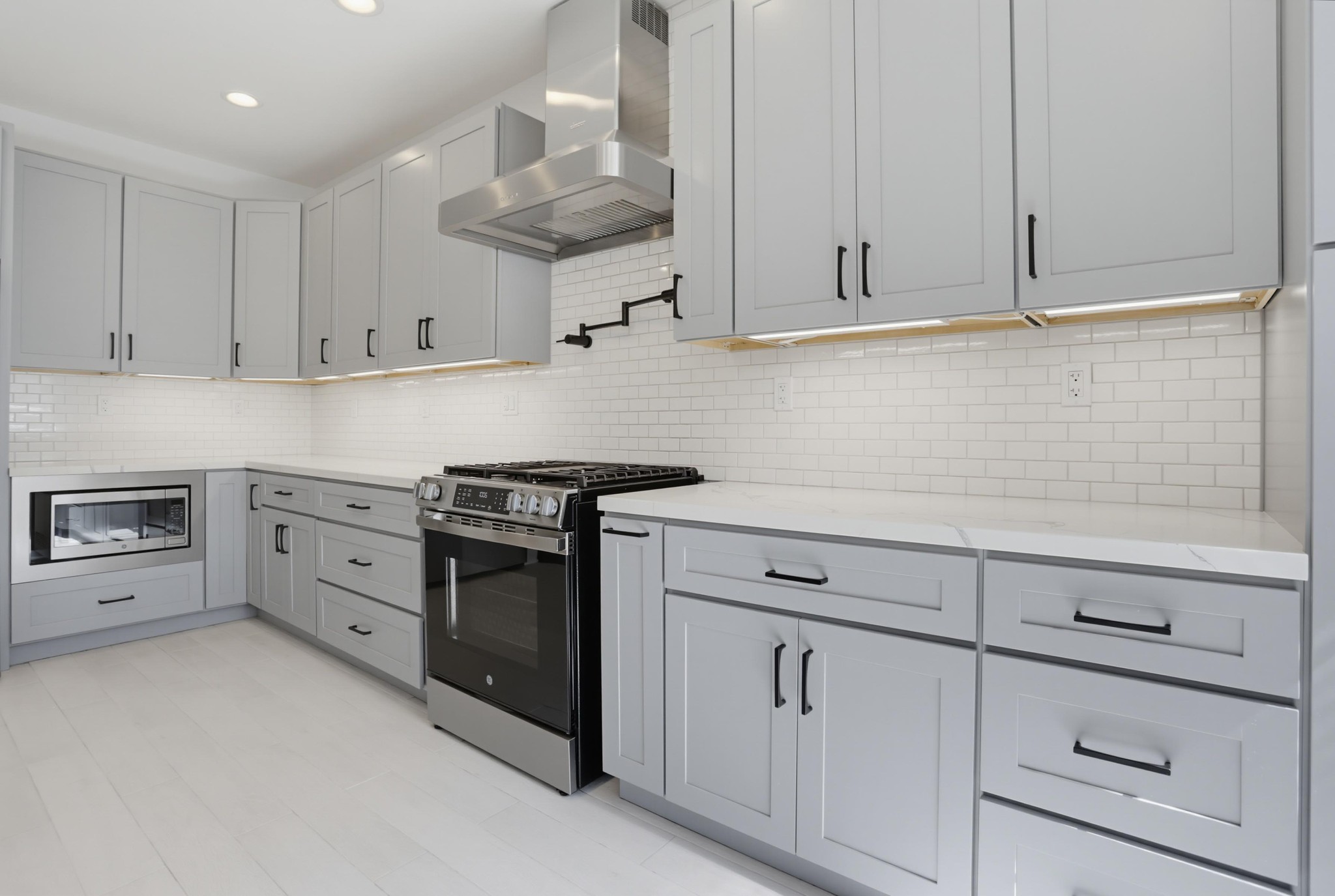 Virtual tour photo 13 of 42 for 10148 Star Magnolia Ln