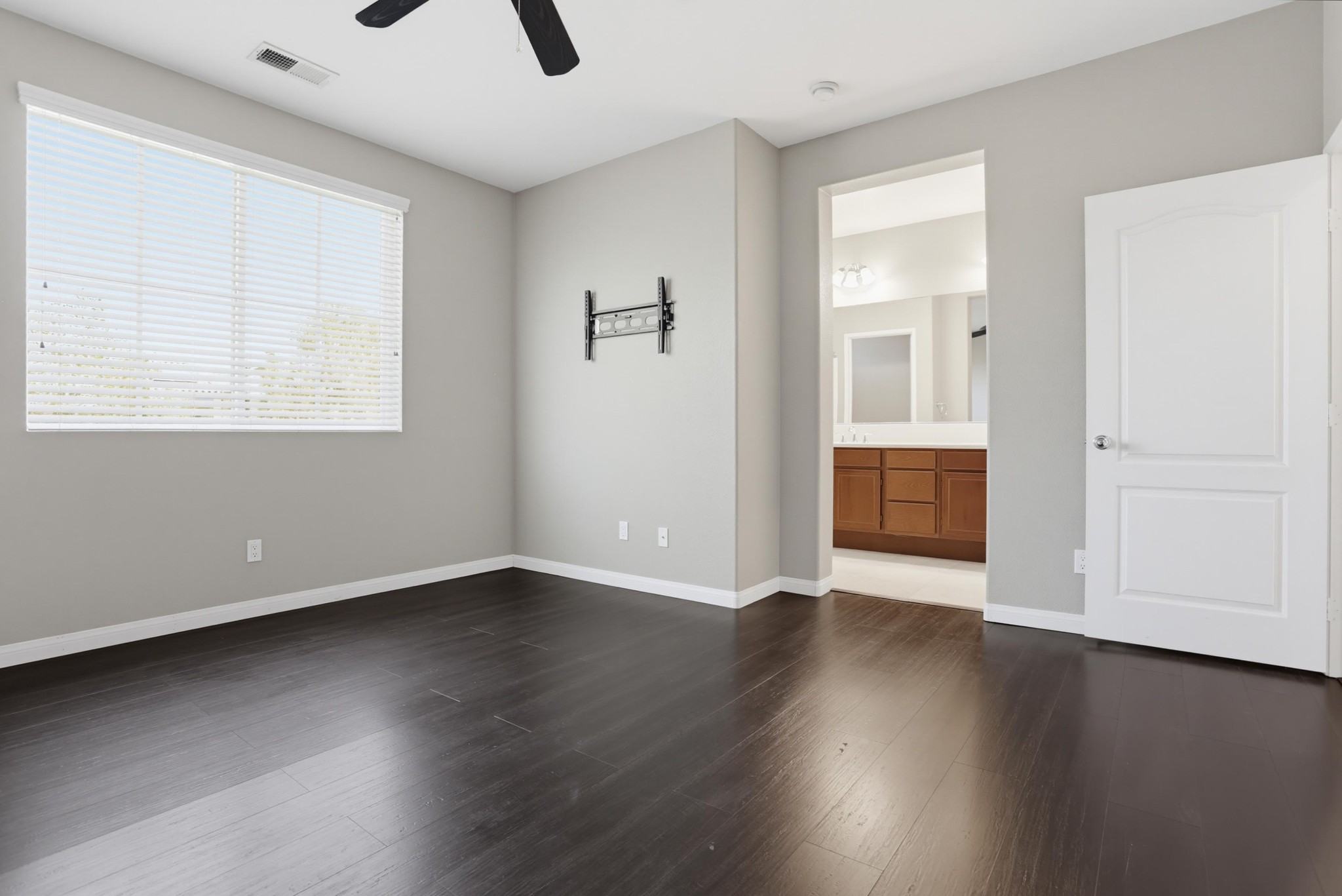 Virtual tour photo 26 of 42 for 10148 Star Magnolia Ln