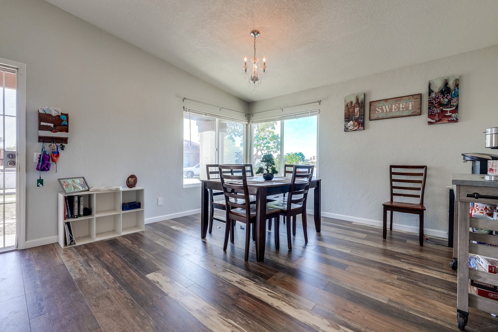 Virtual tour photo 7 of 22 for 1015 Harlan Cir