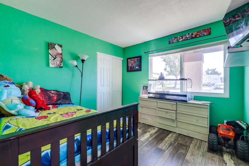 Virtual tour photo 16 of 22 for 1015 Harlan Cir