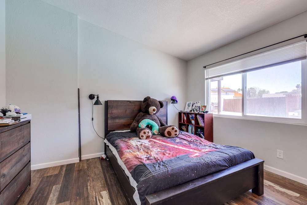 Virtual tour photo 18 of 22 for 1015 Harlan Cir
