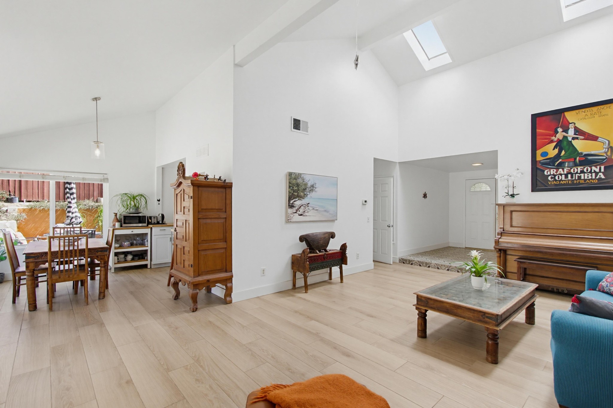 Virtual tour photo 10 of 59 for 10184 Aviary Dr