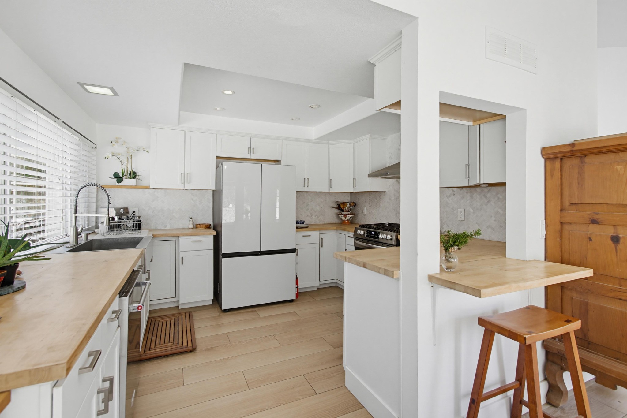 Virtual tour photo 12 of 59 for 10184 Aviary Dr