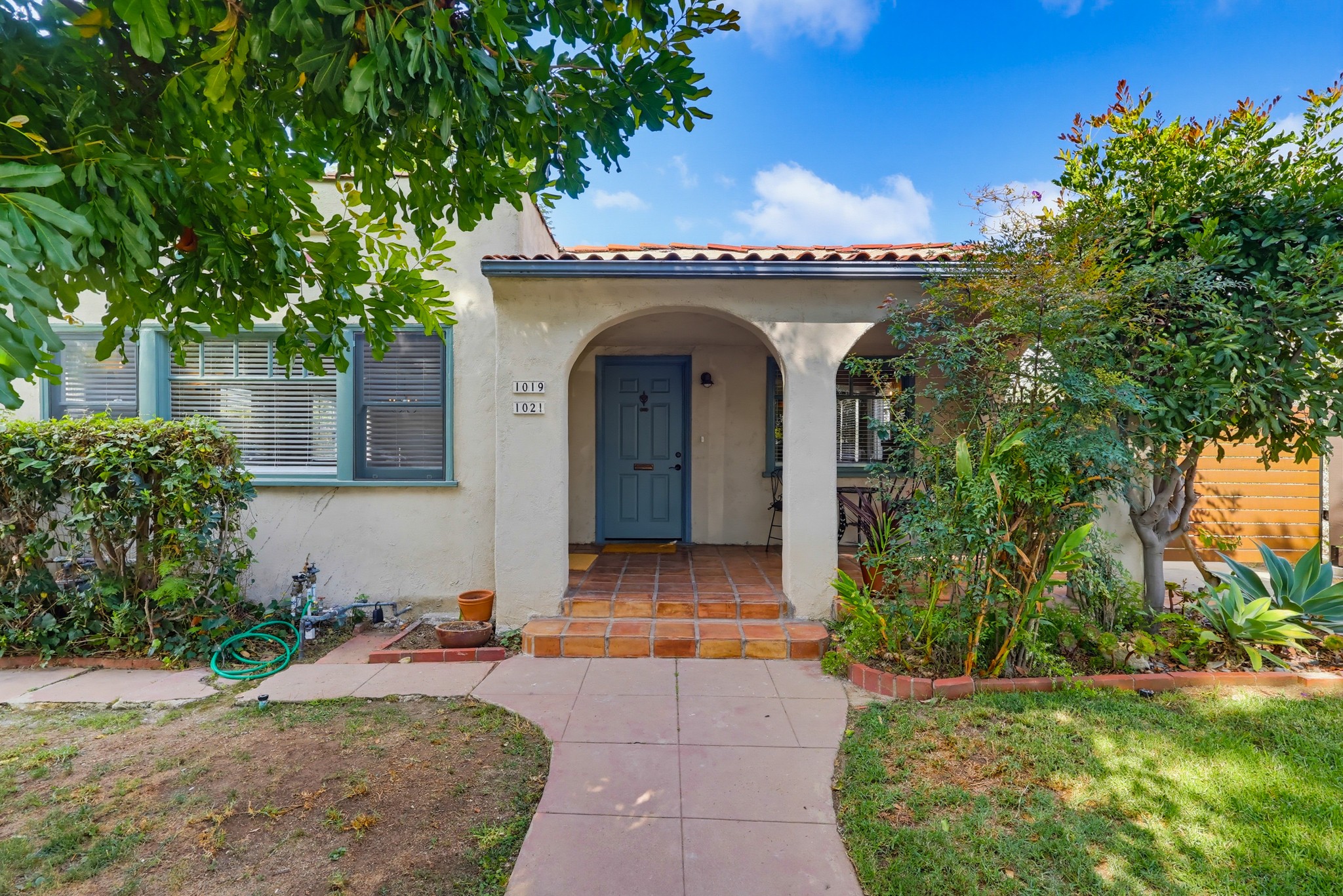 Virtual tour photo 5 of 58 for 1019 Havenhurst Dr