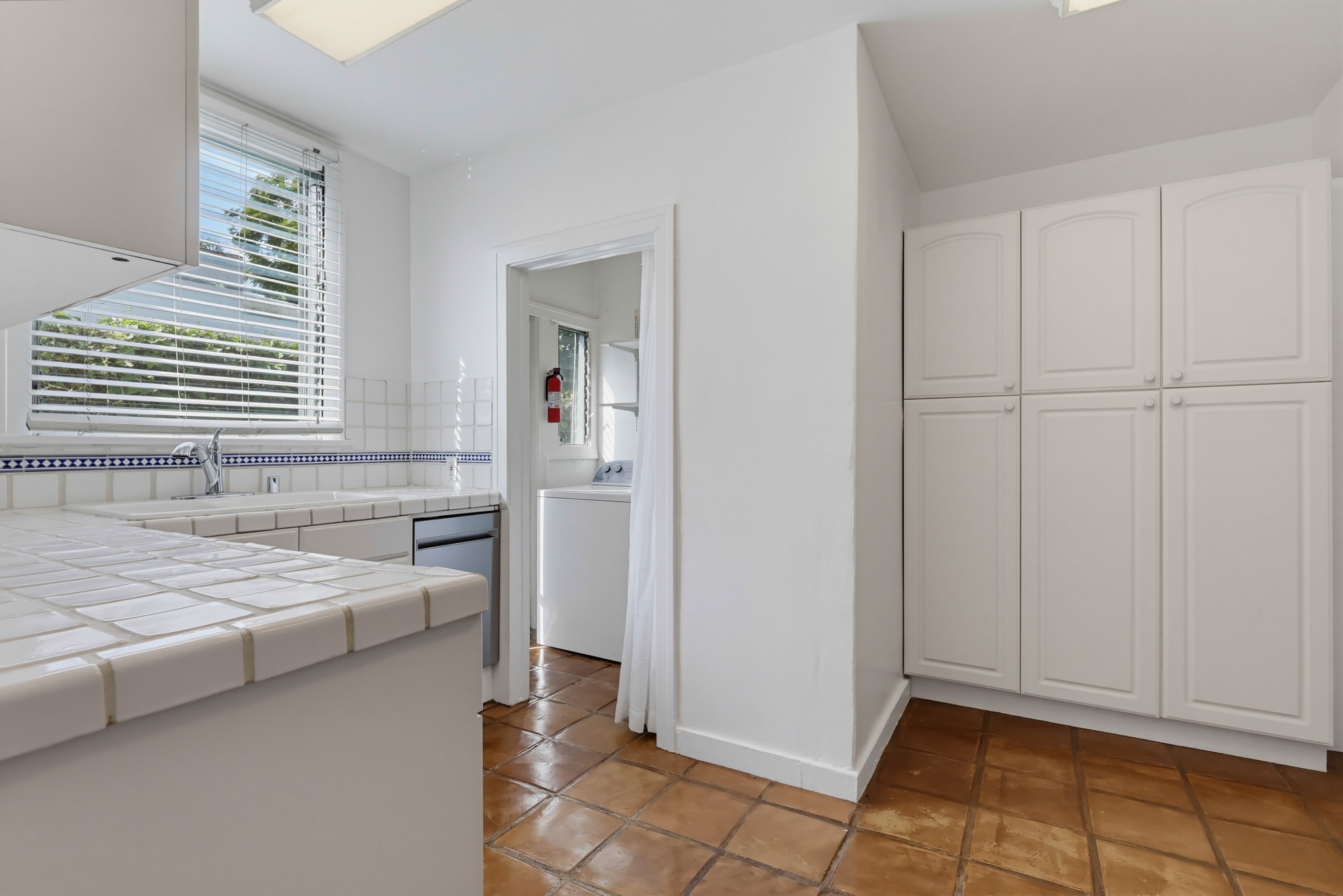 Virtual tour photo 23 of 58 for 1019 Havenhurst Dr