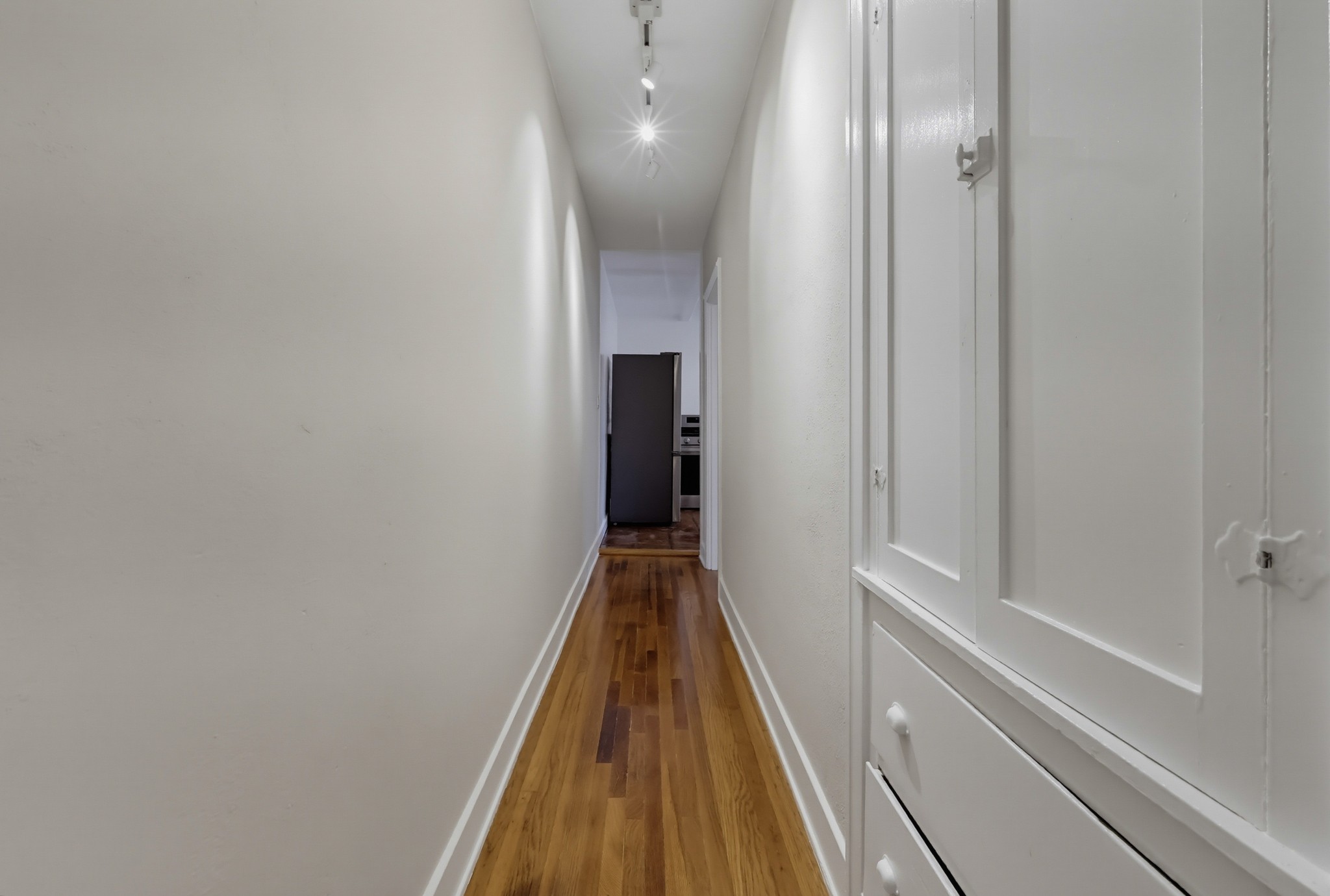 Virtual tour photo 35 of 58 for 1019 Havenhurst Dr