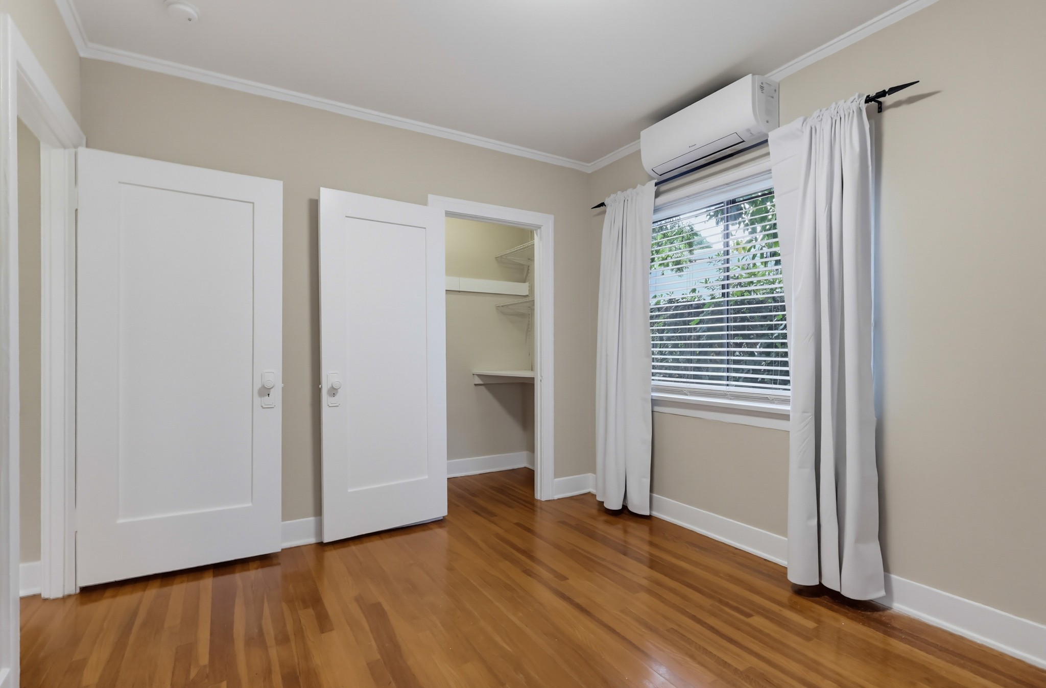 Virtual tour photo 39 of 58 for 1019 Havenhurst Dr