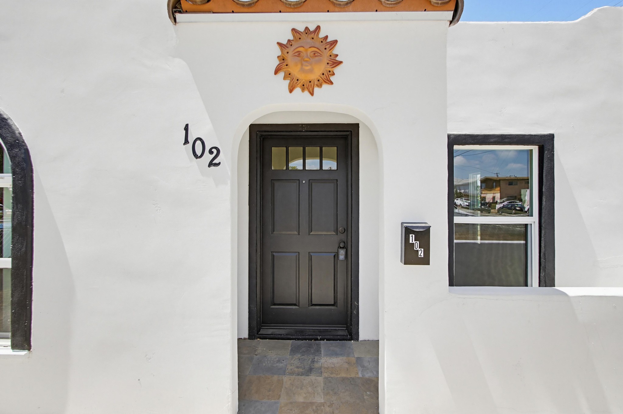 Virtual tour photo 4 of 35 for 102 5th Ave
