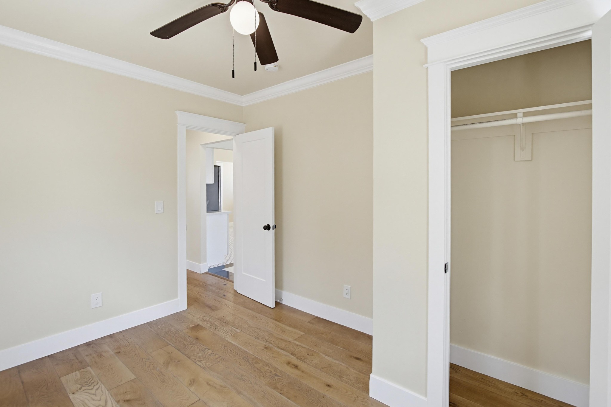 Virtual tour photo 18 of 35 for 102 5th Ave