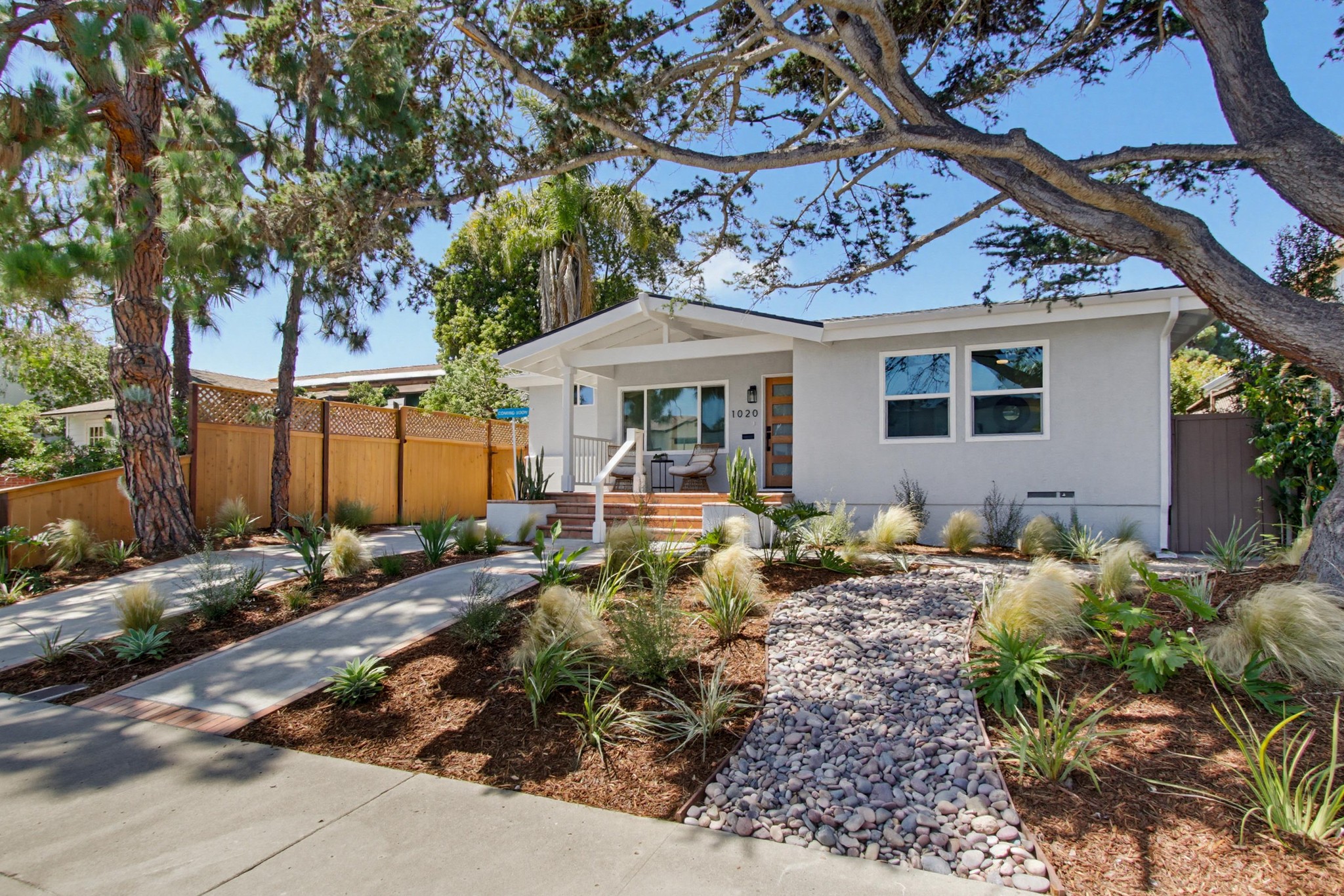 Virtual tour photo 4 of 95 for 1020 Archer St