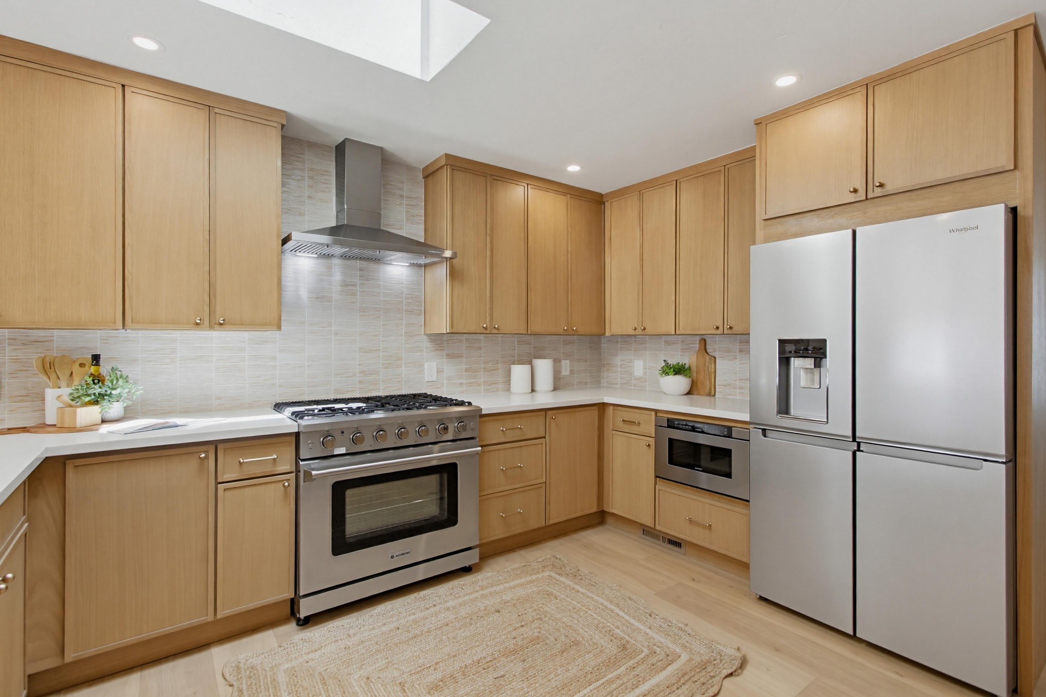 Virtual tour photo 12 of 95 for 1020 Archer St